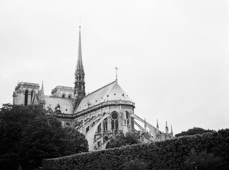 Notre Dame, black&white, real film, dujmography